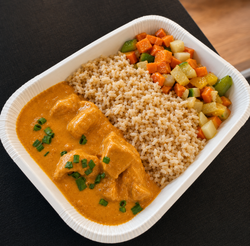 FIT de Strogonoff de Frango, Arroz Sete Grãos e Seleta de Legumes (300g)